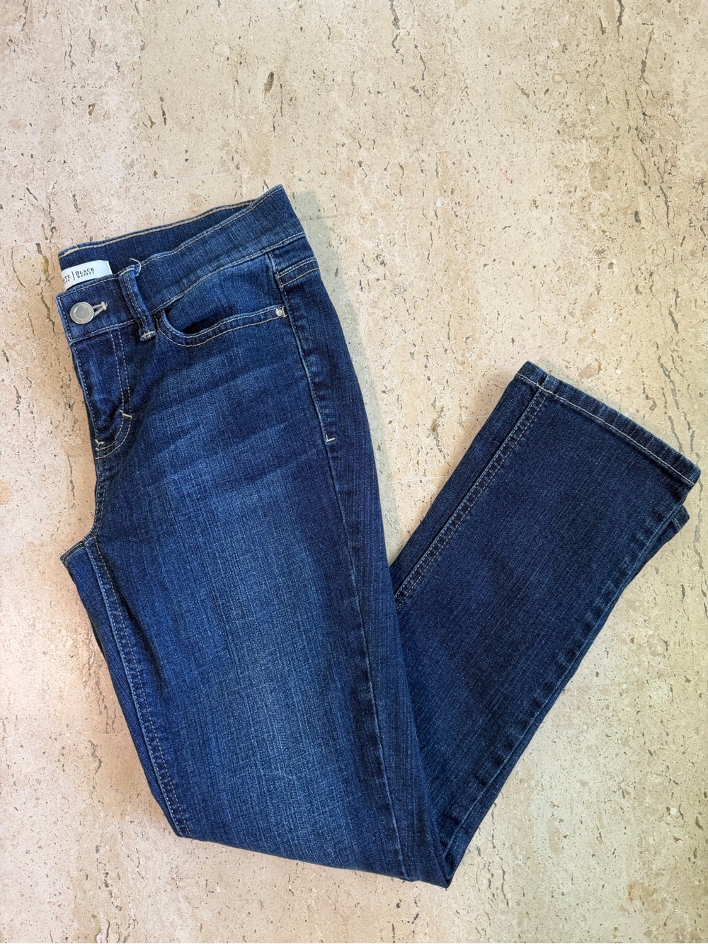 White House Black Market Noir Cropped Stretch Denim Jeans Women's Size 0